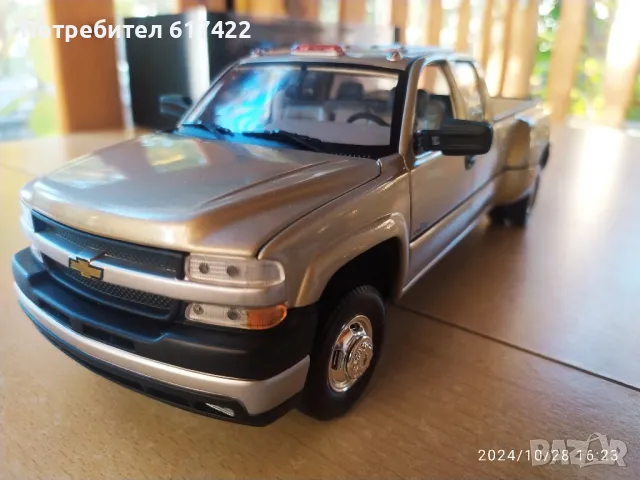 1:18 Chevrolet Silverado 3500 - Anson, снимка 7 - Колекции - 47769879