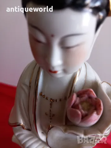 Голяма Стара Порцеланова Статуетка ГЕЙША ,Маркирана!