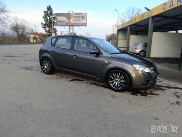 Kia ceed 2012 1.6CRDI 90 k.с