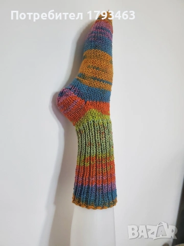 Ръчно плетени дамски/ мъжки/ чорапи' размер 38, снимка 5 - Дамски чорапи - 51107577