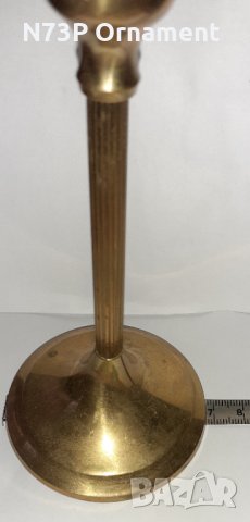 СТАР БРОНЗОВ СВЕЩНИК. , снимка 4 - Антикварни и старинни предмети - 32481555