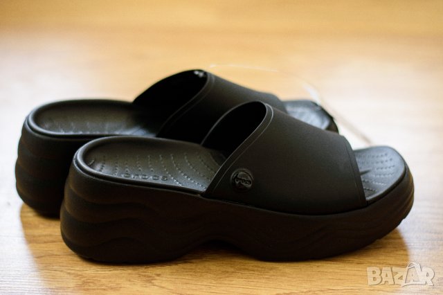 Оригинални Чехли с платформа Crocs Skyline Slide, размери 36-39, снимка 1