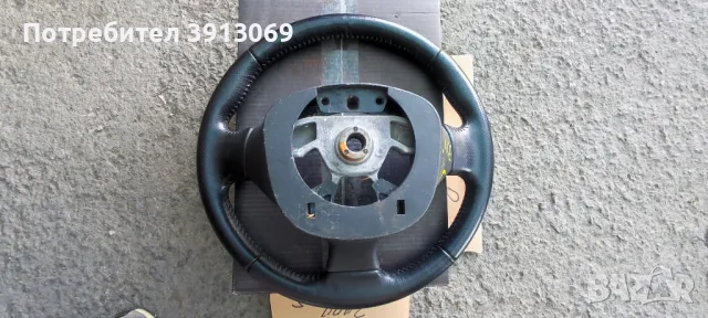 Продавам оригинален кожен волан за Нисан Джук 2012г , снимка 4 - Аксесоари и консумативи - 50035086