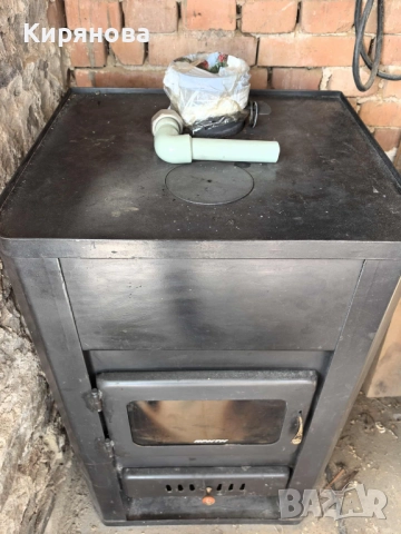 Камина Прити с водна риза 25 kW на дърва, снимка 2 - Отоплителни печки - 52578750