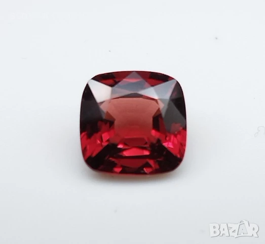 Безупречен червен шпинел с тегло 2.38кт.! Сертификат! Нов!, снимка 5 - Други - 47351194