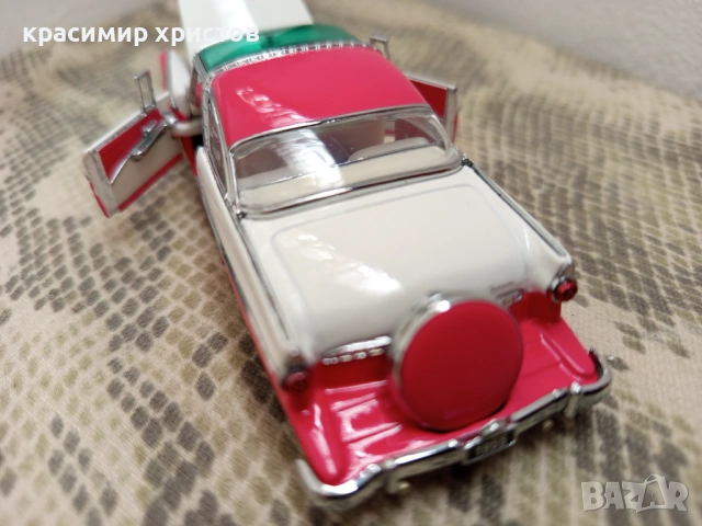 Моделче 1:43, снимка 4 - Колекции - 53381993