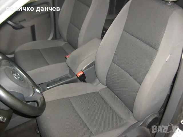 VW Touran 1.4 TSI-ECO FUEL, снимка 8 - Автомобили и джипове - 47531094