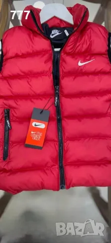 детски елеци Nike, снимка 4 - Детски якета и елеци - 48453906