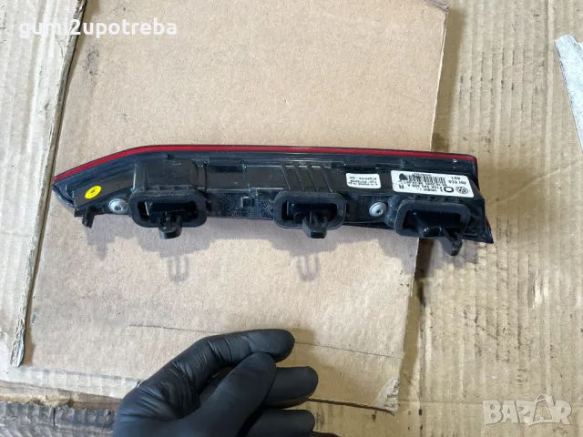 Светлоотразител Десен на Багажник 10A945308A VW ID.3 E11 pro, снимка 3 - Части - 49923861