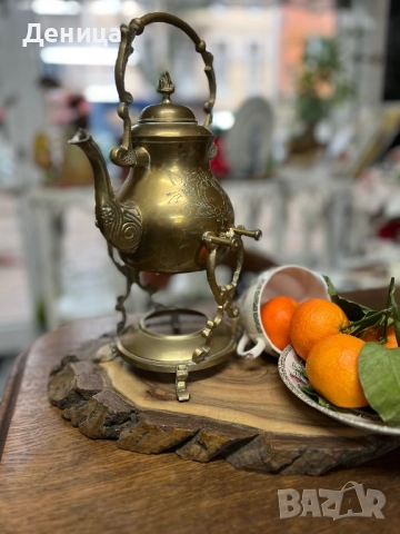 Жесток комплект от месингов чайник и елегантна орнаментирана стойка♥️ йник. Ръчно изработен 