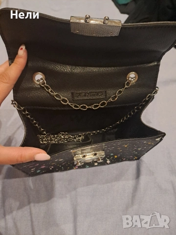 Дамски чанти, снимка 8 - Чанти - 22968658