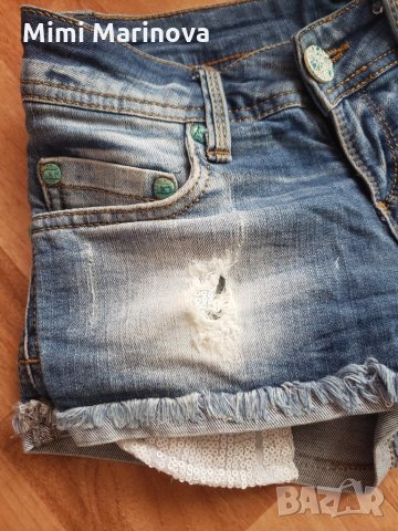 Интересни къси дънки, снимка 2 - Дънки - 27256844