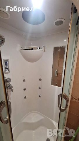 Хидромасажна душ кабина, снимка 2 - Душ кабини и вани - 53468717