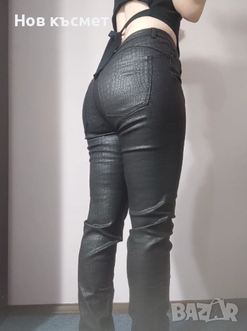 Еластичен черен панталон, кожен панталон, нов панталон, размер 38 и 40, снимка 6 - Панталони - 52325604