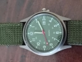 Продавам военни кварцови часовници с дата в различни цветове, с батерия., снимка 4