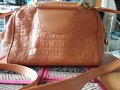 Дамска кожена малка чанта и чехли или поотделно, снимка 6