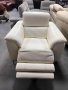 Бял кожен фотьойл с електрически релаксиращ механизъм, снимка 8