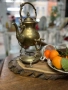 Жесток комплект от месингов чайник и елегантна орнаментирана стойка♥️ йник. Ръчно изработен , снимка 1