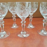 Кристални чаши , снимка 1 - Антикварни и старинни предмети - 27460295