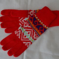 Ръкавици - детско юношески, снимка 1 - Шапки, шалове и ръкавици - 27226235
