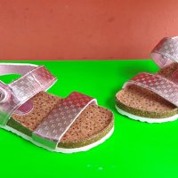 Английски детски сандали-ортопедични, снимка 1 - Детски сандали и чехли - 28539020