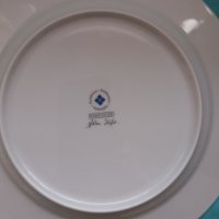 Голяма порцеланова чиния , снимка 3 - Чинии - 43365907