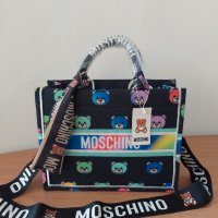 Moschino дамска чанта стилна чанта страхотна чанта код 236, снимка 1 - Чанти - 43975028