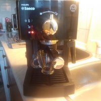 Кафе машина Филипс Саеко с ръкохватка с крема диск и прави хубаво кафе с каймак , снимка 3 - Кафемашини - 35199981