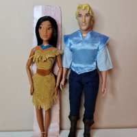кукла Покахонтас и  кукла Джон Смит оригинални на Дисни, снимка 5 - Кукли - 43525532