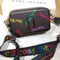 Дамска чанта Marc Jacobs код 51, снимка 1 - Чанти - 32365897