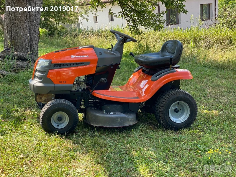 Тракторна косачка “Houqsvarna” T38, снимка 1
