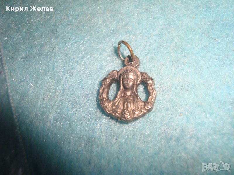 ПОСРЕБРЕНА МИНИАТЮРНА КАТОЛИЧЕСКА ДВУСТРАННА НАГРЪДНА РЕЛЕФНА ИКОНКА ИТАЛИЯ 14466, снимка 1