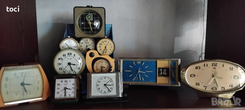Лот от Стари будилници часовници, снимка 1