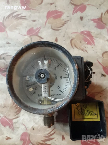 контактен манометър 6МРа ф100,12W,05A, снимка 1