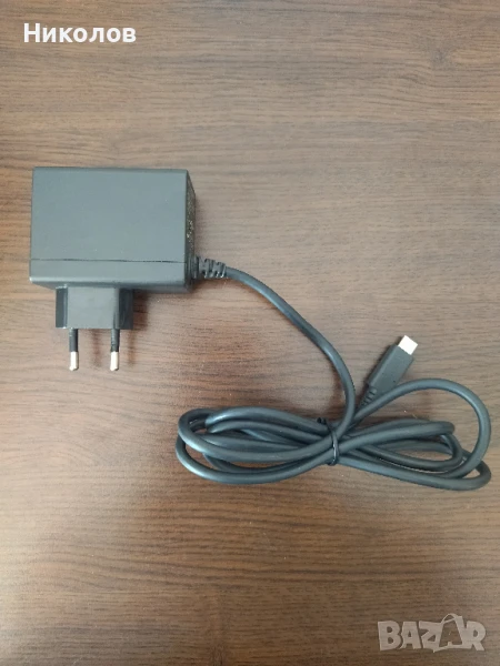 Продавам оригинален адаптер за Nintendo Switch/Lite, снимка 1