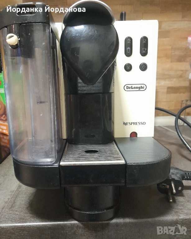Кафе машина с капсули Delonghi , снимка 1