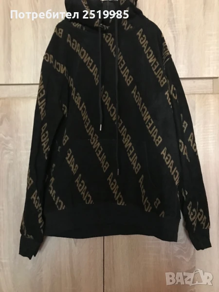 Горнище с качулка Balenciaga, снимка 1