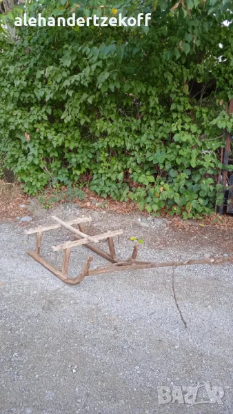 Старинна впрегатна дървена шейна, снимка 1