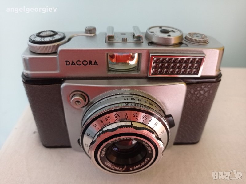 Фотоапарат Dacora Super Dignette. 1958г., снимка 1