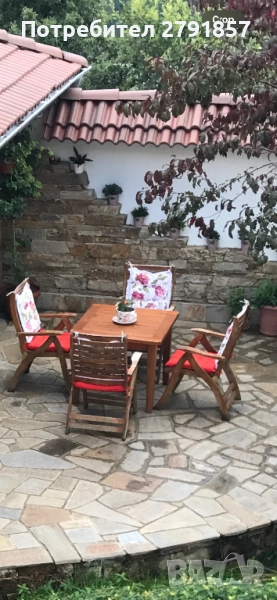 2 бр маси масив със столове, снимка 1