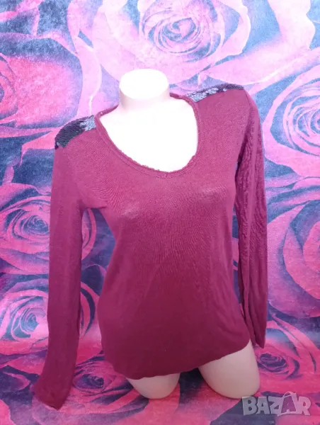 Винено червена памучна блуза с големи пайети на раменете С/М, снимка 1