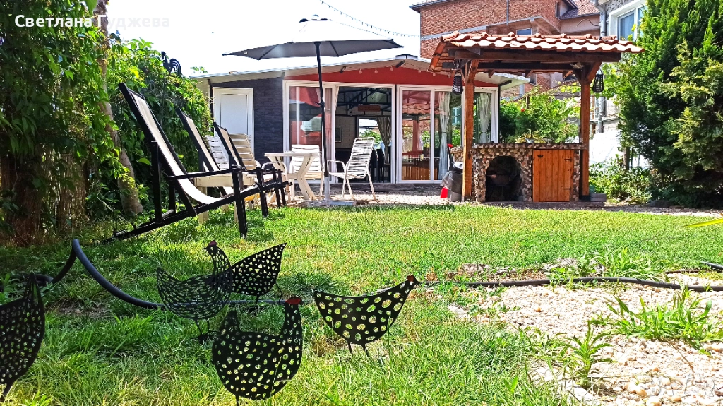 На море в къща Слънчогледите, Поморие, снимка 1