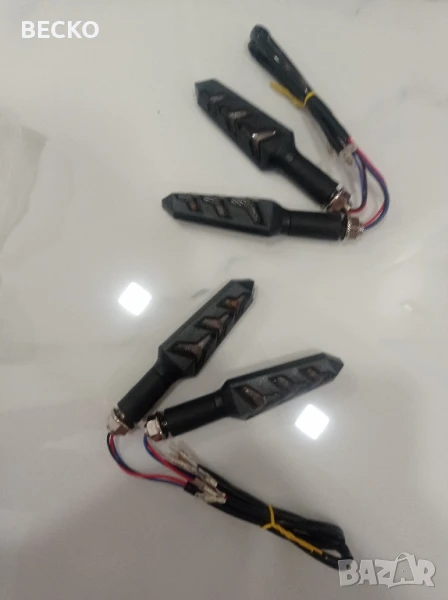 Лед бягащи мигачи , снимка 1