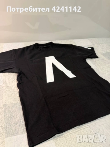 Тениска Balenciaga Apple Music Archive T Shirt / M, снимка 3 - Тениски - 53586241
