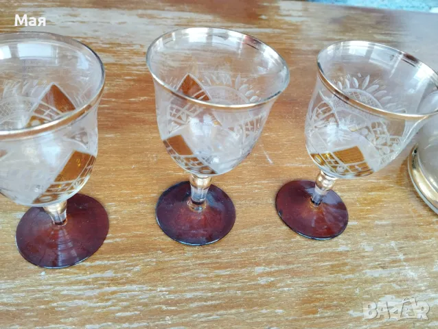 Чаши за вино с кана златен кант от средата на миналия век винтидж, снимка 2 - Чаши - 50280393