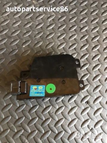 Превключвател за предна лява седалка с памет за KIA Opirus 3.5 (2006) 88990-3F101, снимка 3 - Части - 53282368