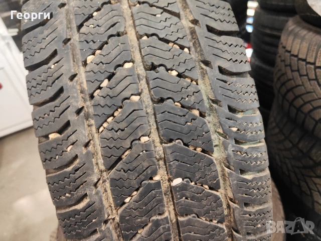 2бр.зимни гуми 235/65/16C Semperit