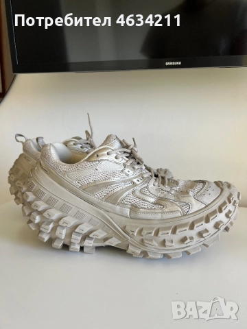 Balenciaga defender 46 !