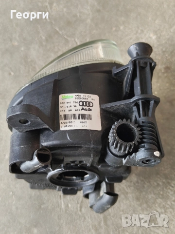 Десен халоген Audi/VW 89205623, снимка 2 - Части - 52924190