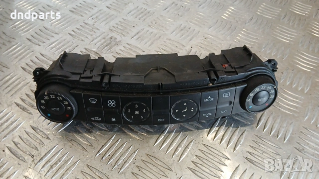 Панел климатроник Mercedes E W211 2003г. 2118300390